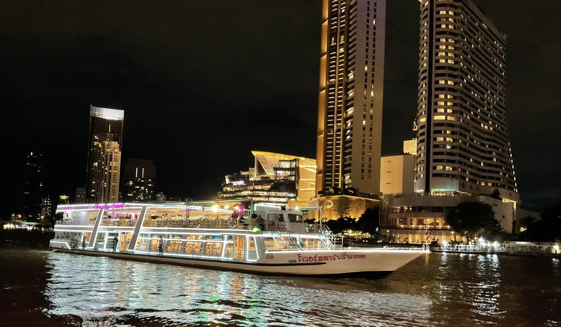 Chao Phraya Dinner Cruise aboard River Star Princess - imagen 3