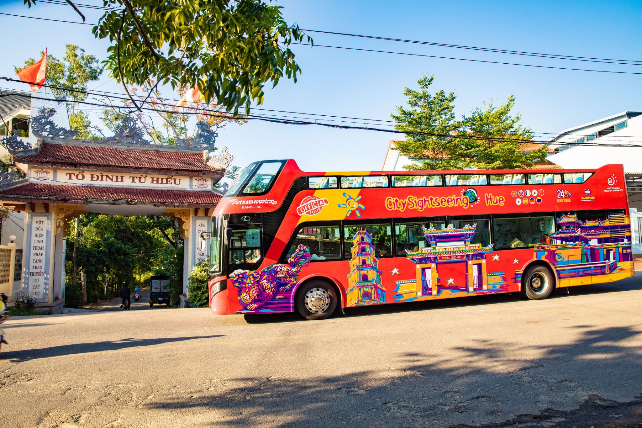 City Sightseeing Hue Hop-on Hop-off Bus Tour - image 4