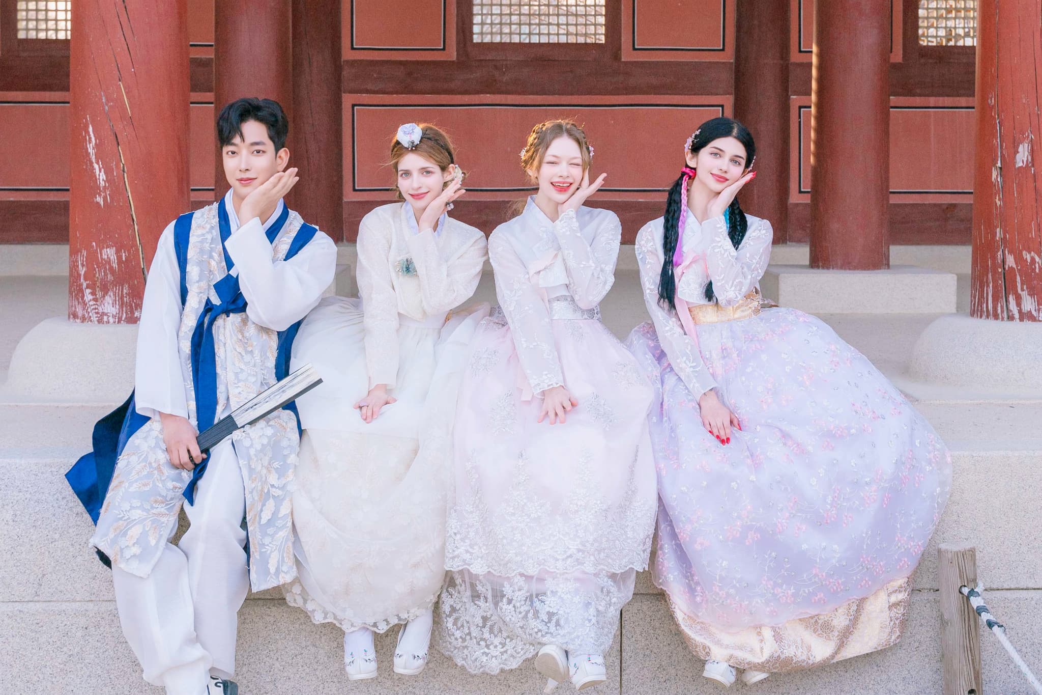 Hanbok Experience at Hanboknam Gyeongbokgung Store - image 3