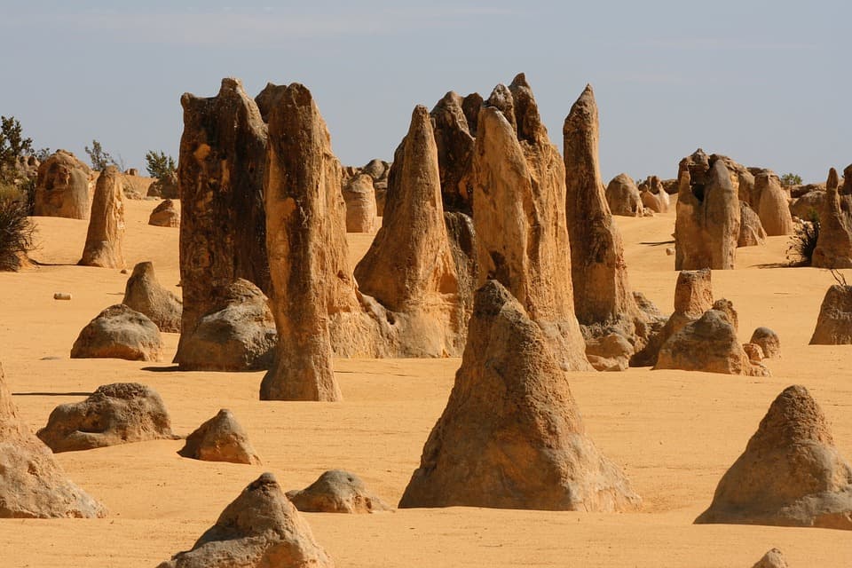 Pinnacles Desert Tour with 4WD Adventure from Perth - image 3